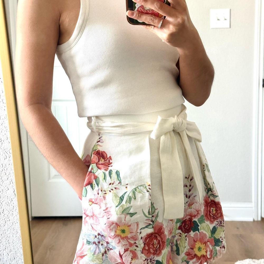 Zimmermann Floral High-Waist Linen Shorts in 0 - Picture 5 of 10